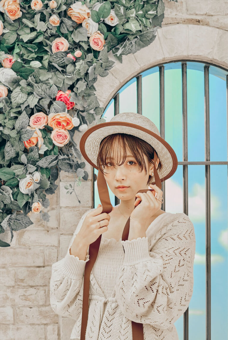 230326_A2_0002_860x1280